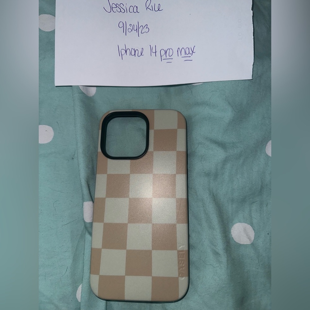 iPhone 14 pro max casely bold